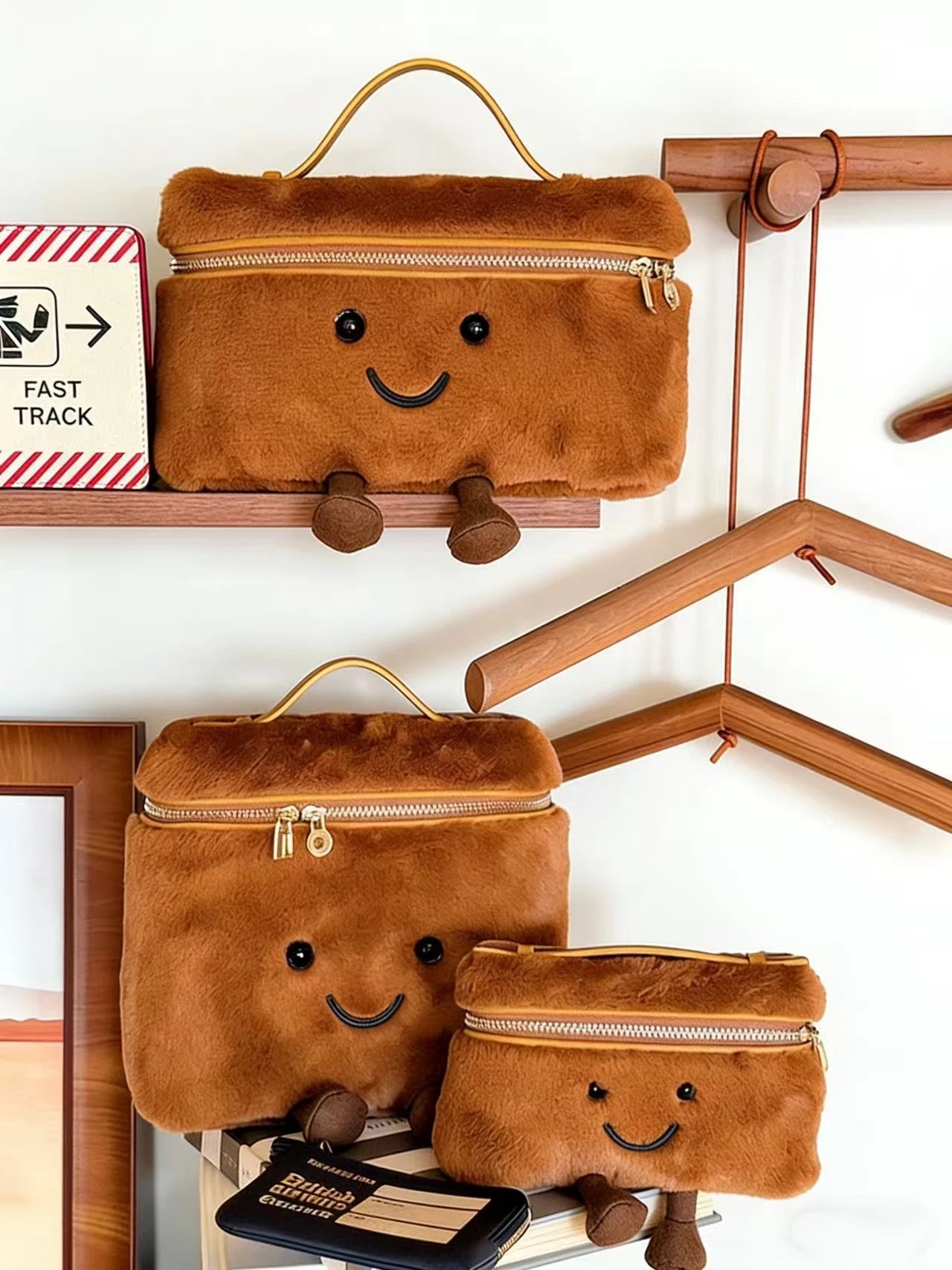 Plushie Travel Companion Bags - Cocoa Puff